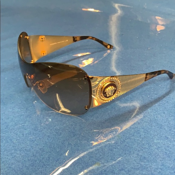 Versace Accessories - Versace Sunglasses